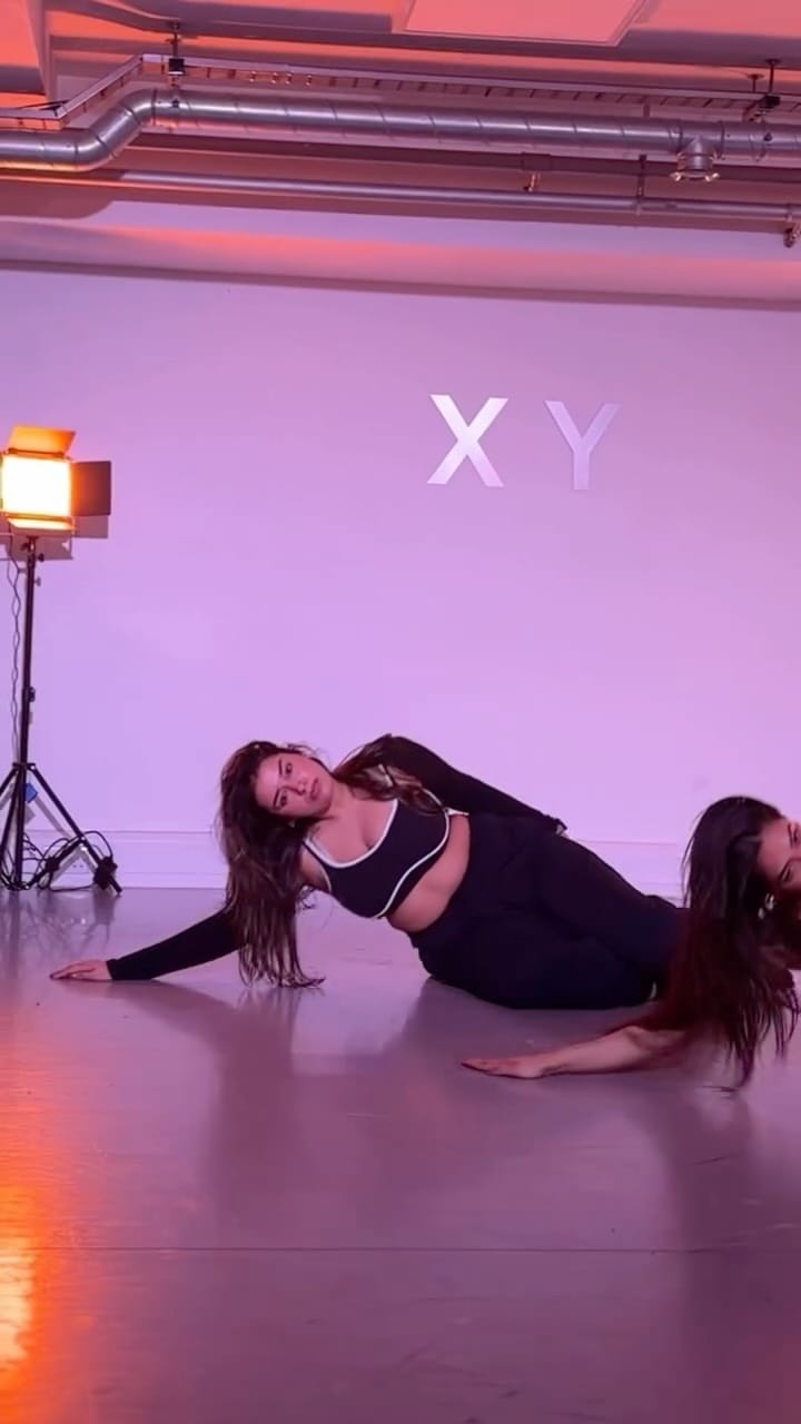 Post 5 by Vidhi Saroha on Instagram (video)