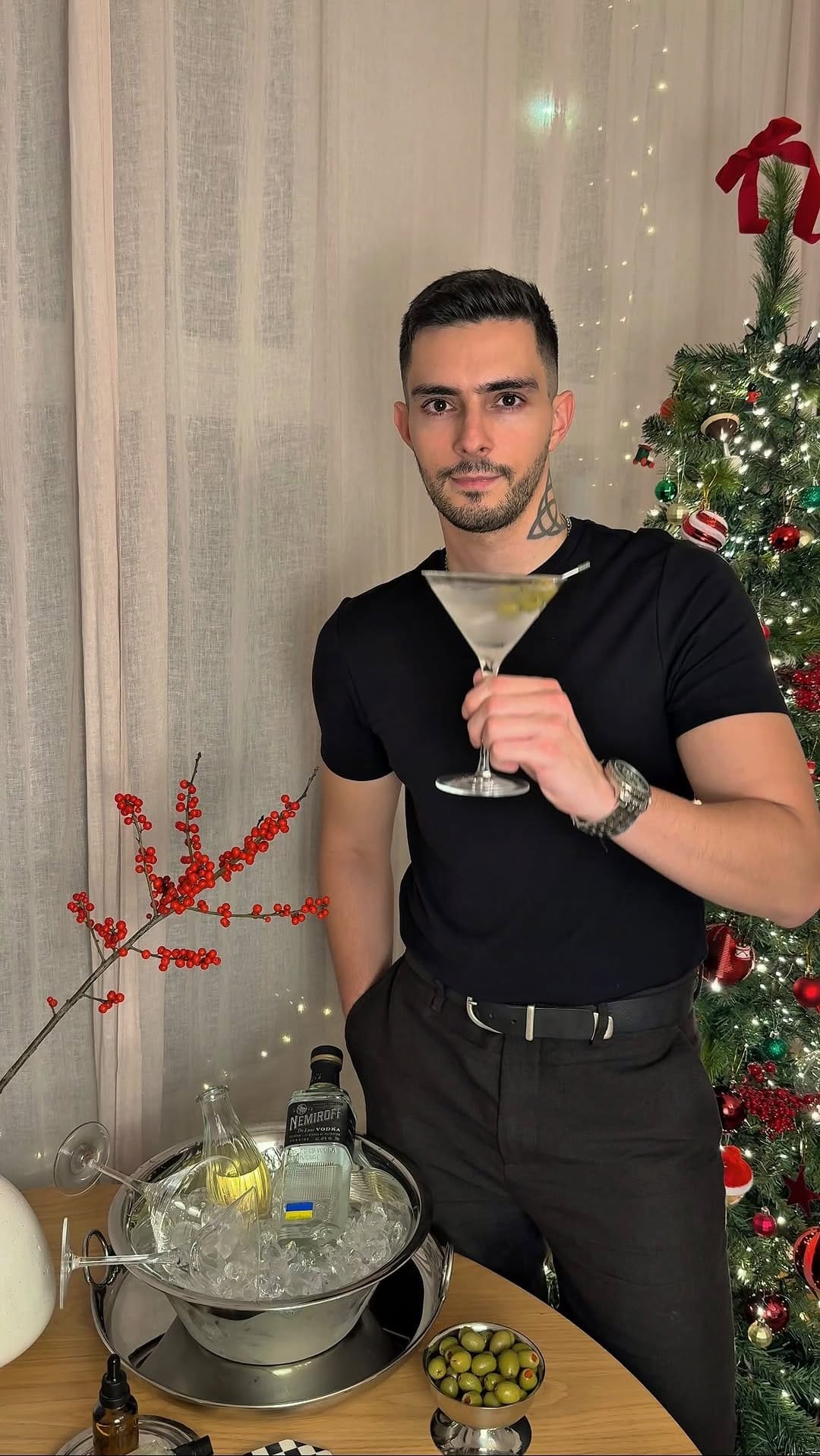 Post 2 by Lefteris Anestis | London Lifestyle on Instagram (video)