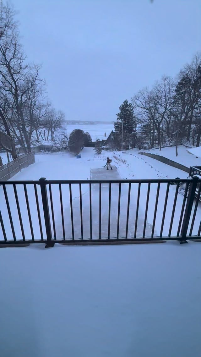 Post 3 by Elena Bloomingdale| Influencer on Instagram (video)