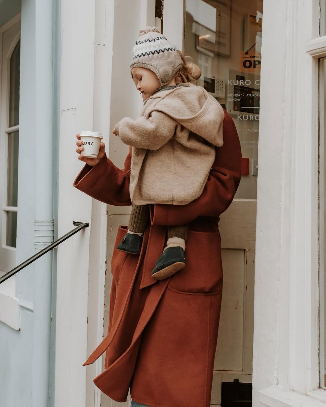 Post 3 by Elena | Newborn & Family Photographer on Instagram (carousel)