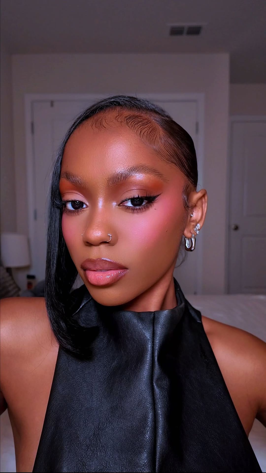 Post 8 by 𝑴𝑰𝑲𝑨𝑹𝑰𝑨 on Instagram (video)