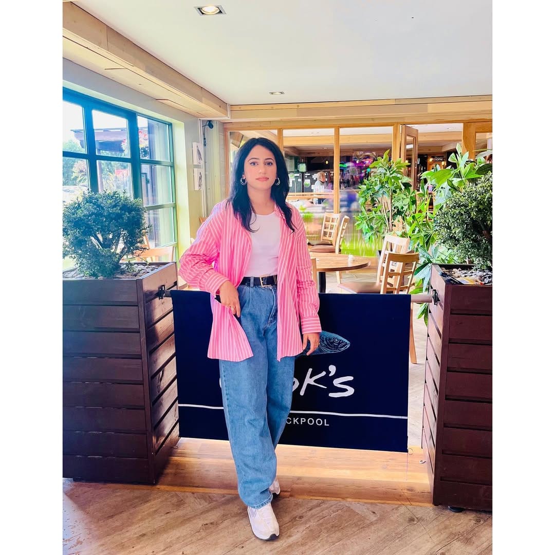 Post 5 by Iqra on Instagram (carousel)