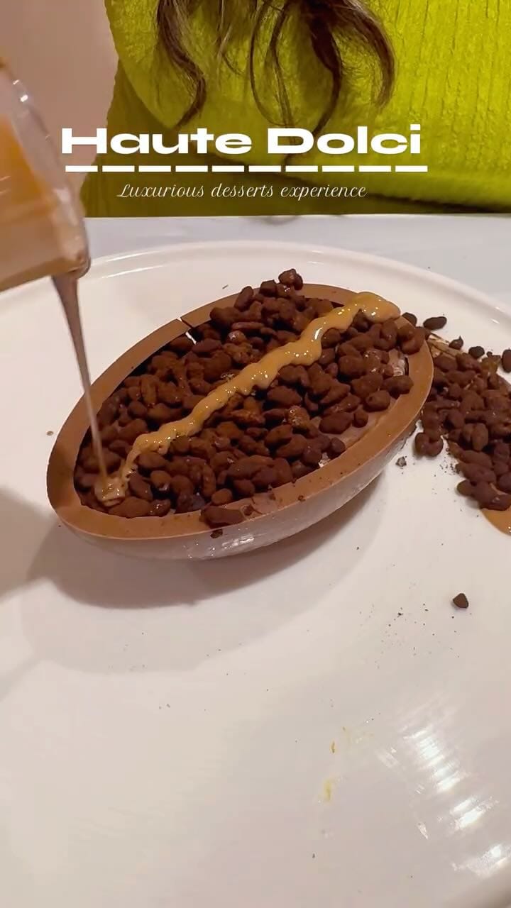 Post 10 by Dr Shehwar Kawish |London blogger on Instagram (video)