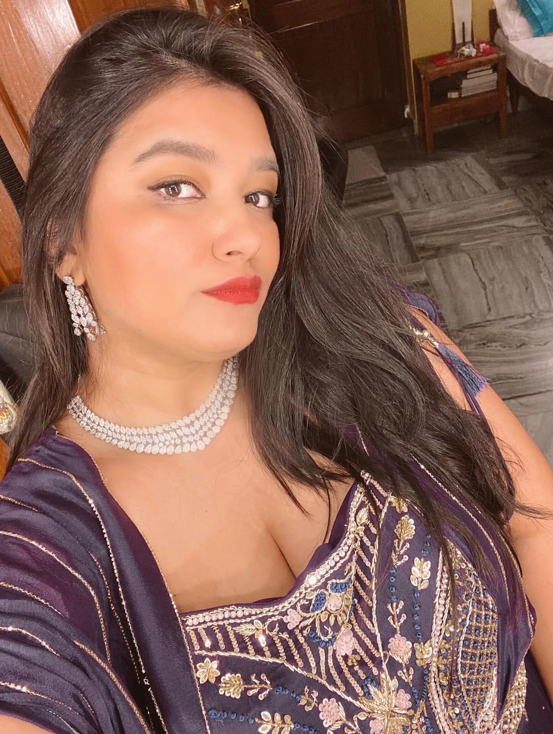 Post 1 by Aria Krishnamurti on Instagram (carousel)