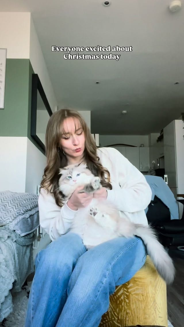 Post 7 by Nina Dontu on Instagram (video)