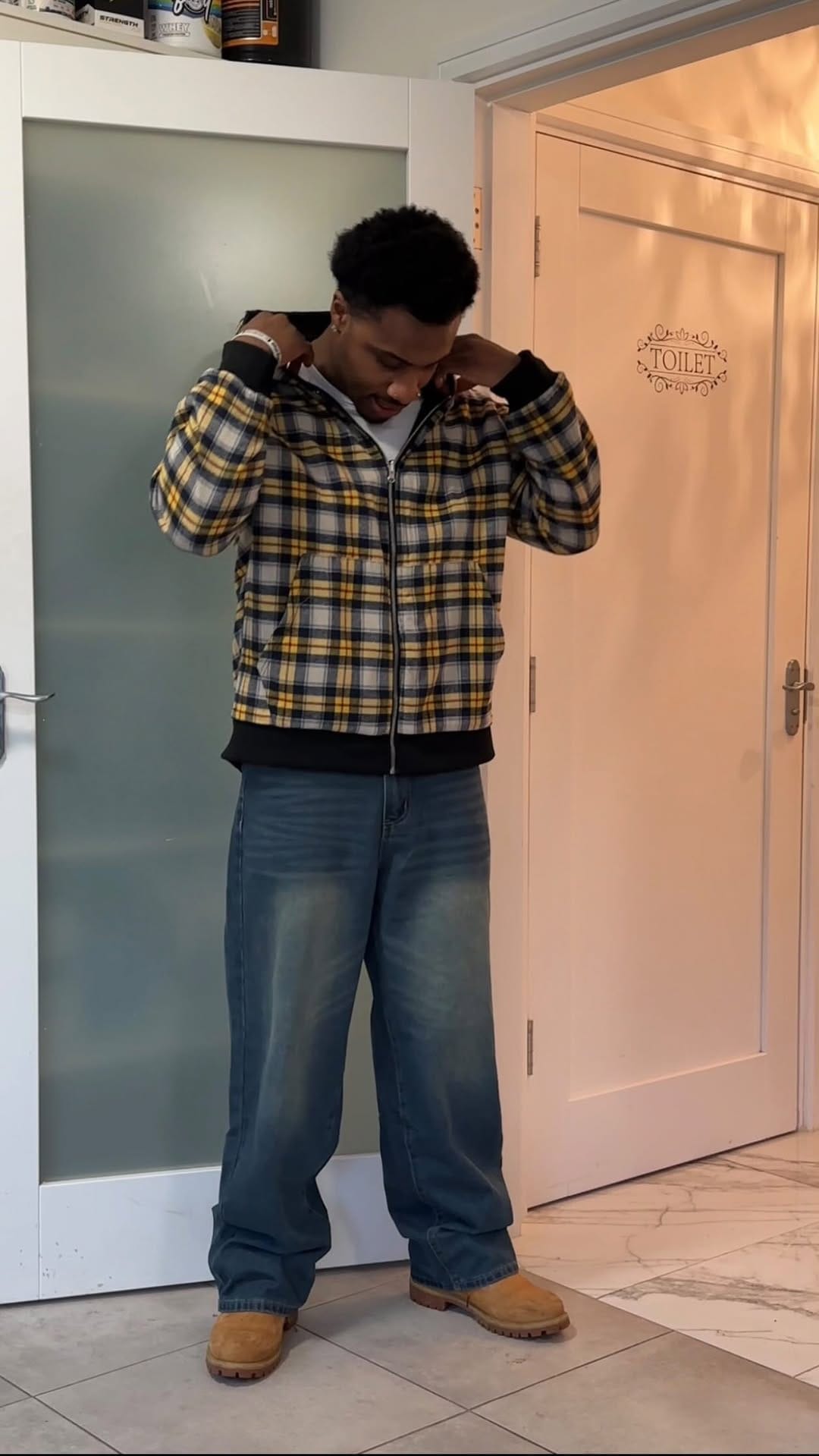 Post 3 by Jwell Labile on Instagram (video)