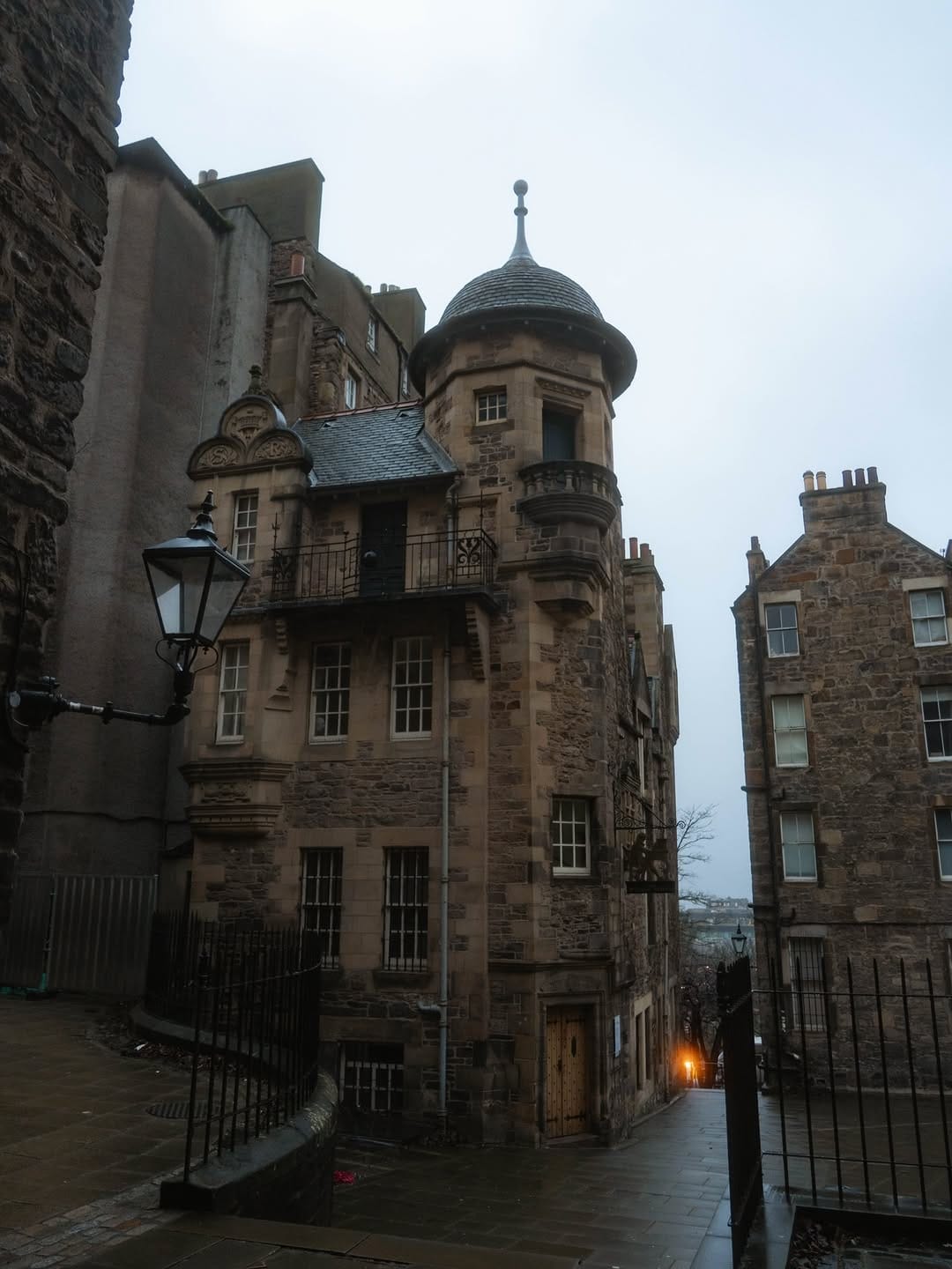Post 4 by Viktorija Peciulyte | Edinburgh & Travel on Instagram (carousel)