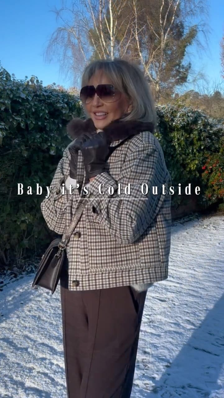 Post 9 by Kazz O’Neill on Instagram (video)