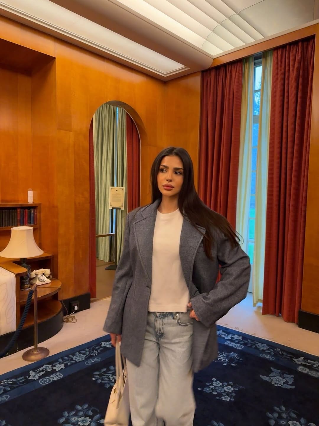 Post 5 by 𝓔𝓿𝓮𝓵𝓲𝓷𝓪  𝓟𝓪𝓼𝓬𝓪𝓻𝓾 on Instagram (carousel)
