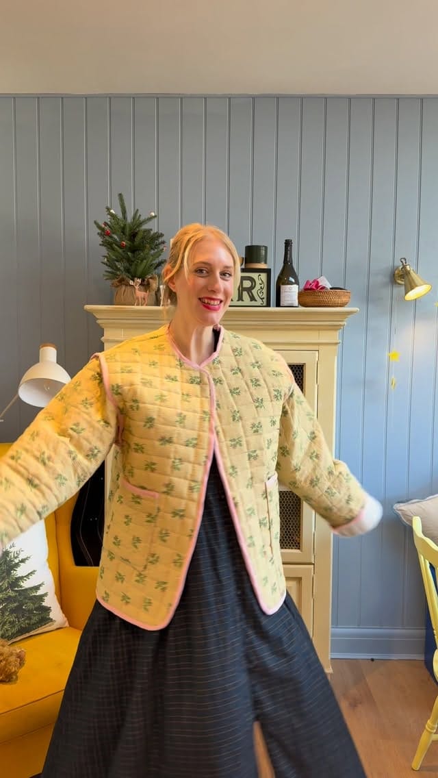 Post 4 by Vicky Burton on Instagram (video)