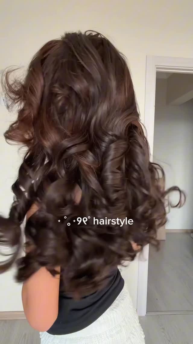 Post 6 by Valeriya Radjabova on Instagram (video)