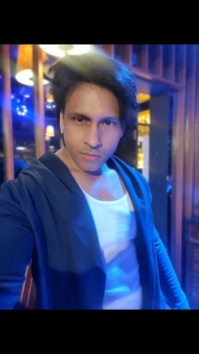 Post 10 by Dr. Vishal Gupta on Instagram (video)