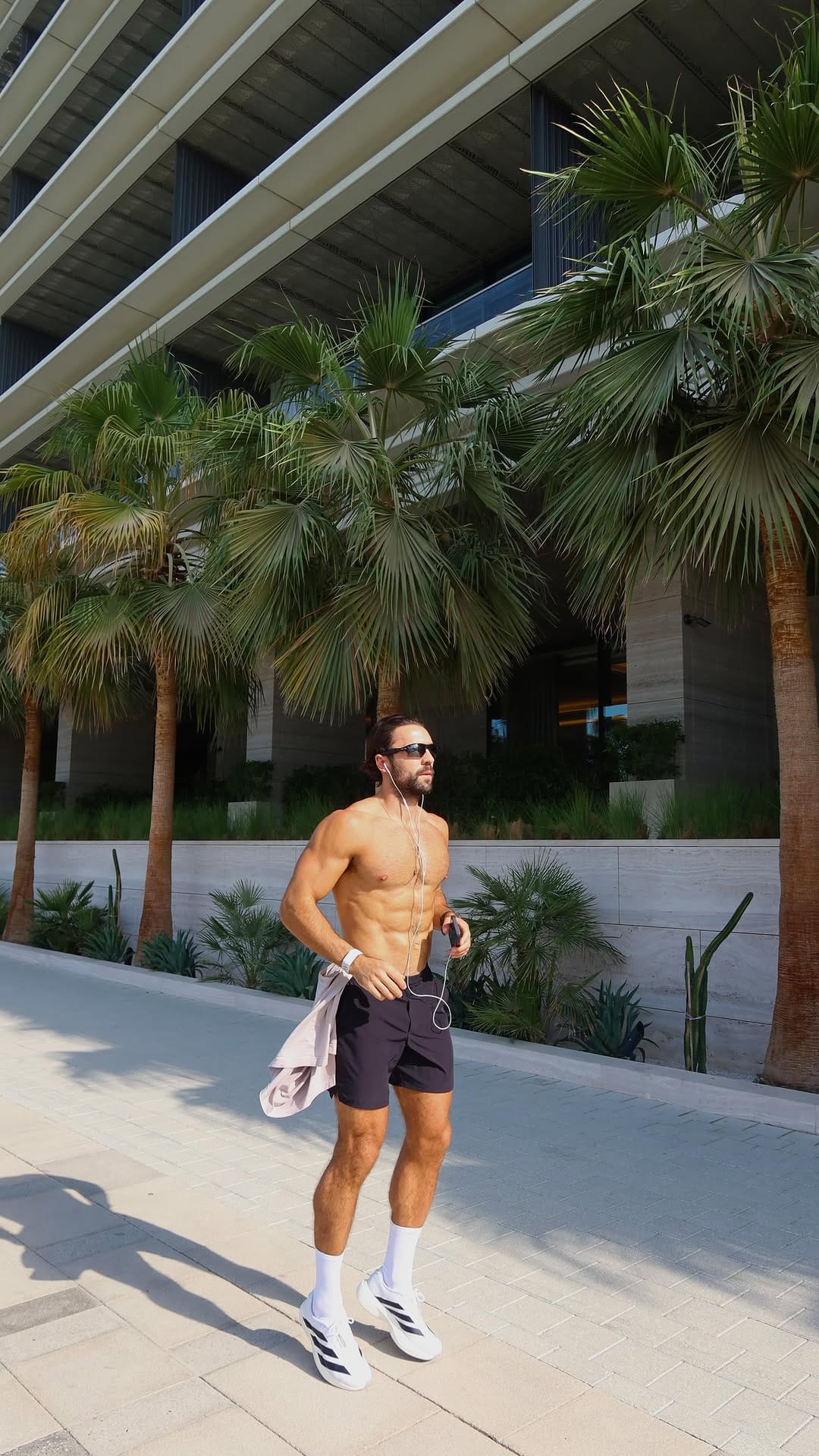 Post 10 by Max Marcus Mears on Instagram (video)