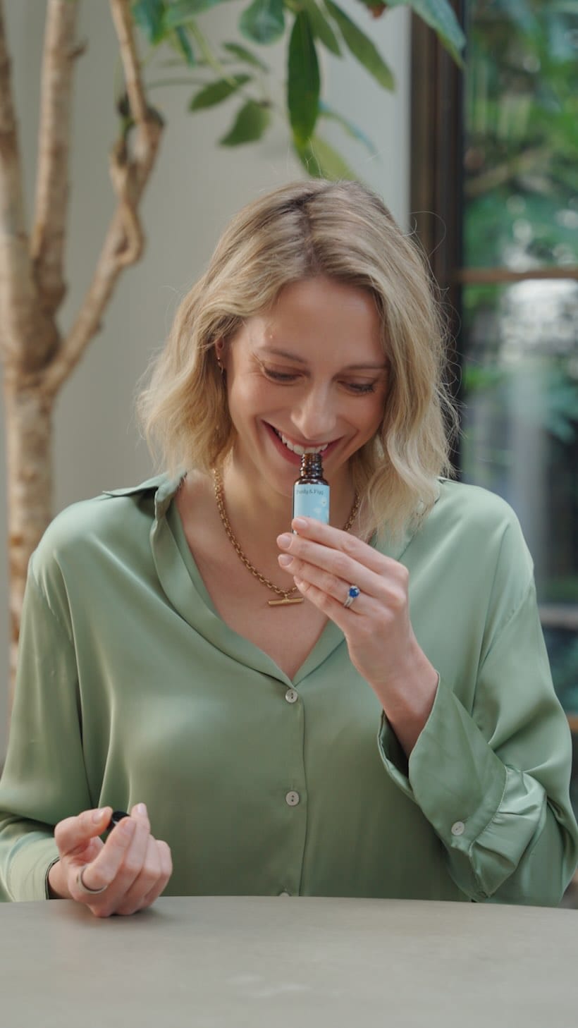 Post 3 by Josephine | Perfume, Lifestyle on Instagram (video)