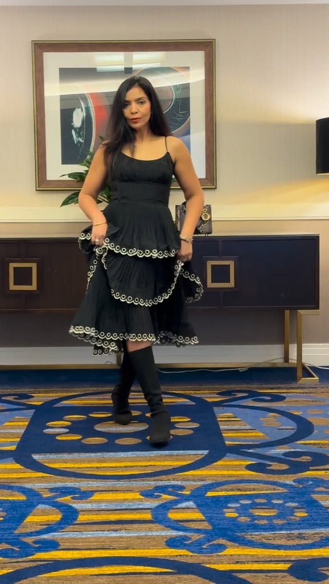 Post 3 by Nandini📍Boston Blogger on Instagram (video)