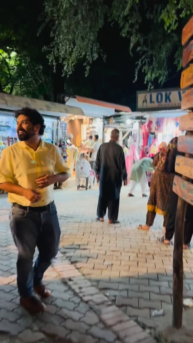 Post 9 by Street Aura on Instagram (video)