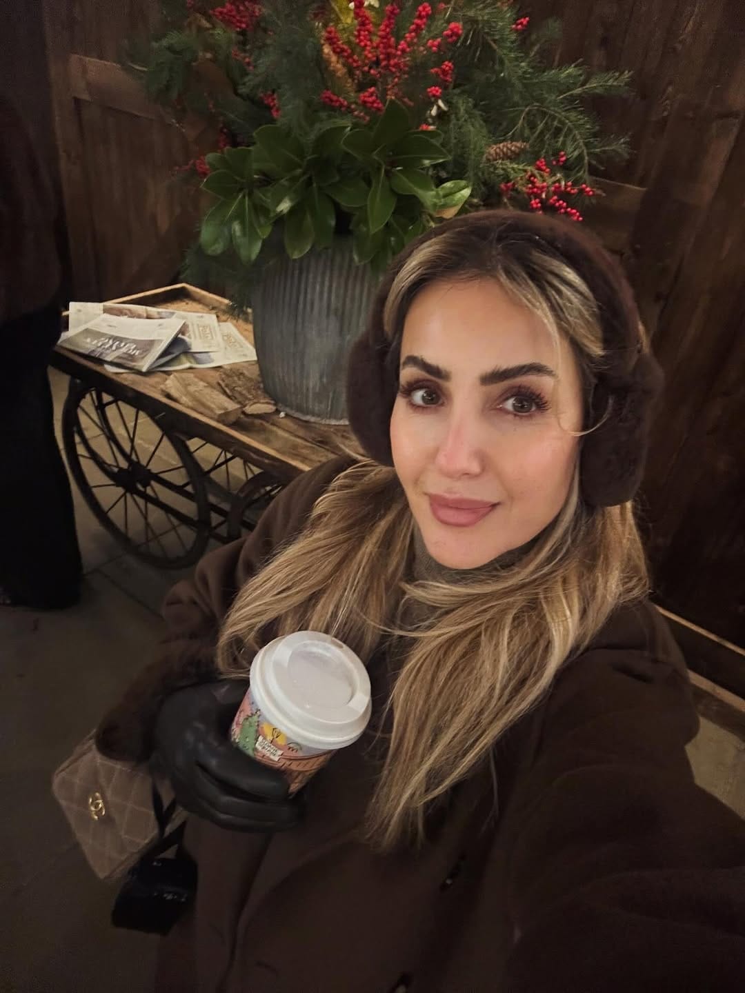 Post 3 by 𝐒𝐔𝐙𝐀𝐍 𝐌𝐎𝐊𝐑𝐄𝐄 on Instagram (carousel)