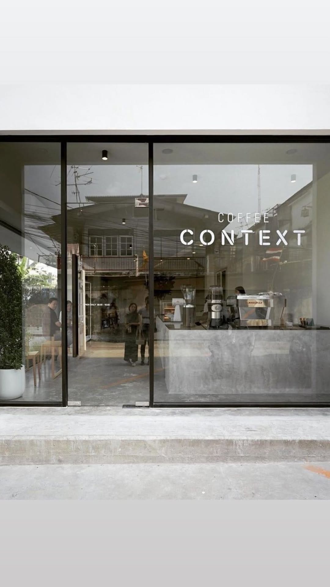 Post 2 by Tomi London • Content Creator on Instagram (video)