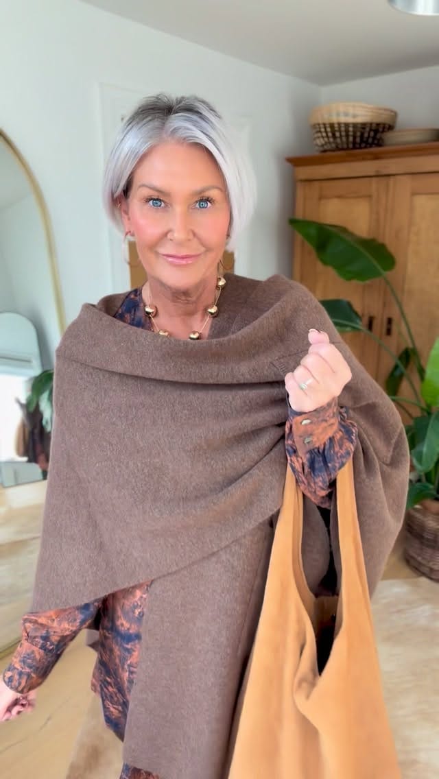 Post 10 by Helen Bunch on Instagram (video)