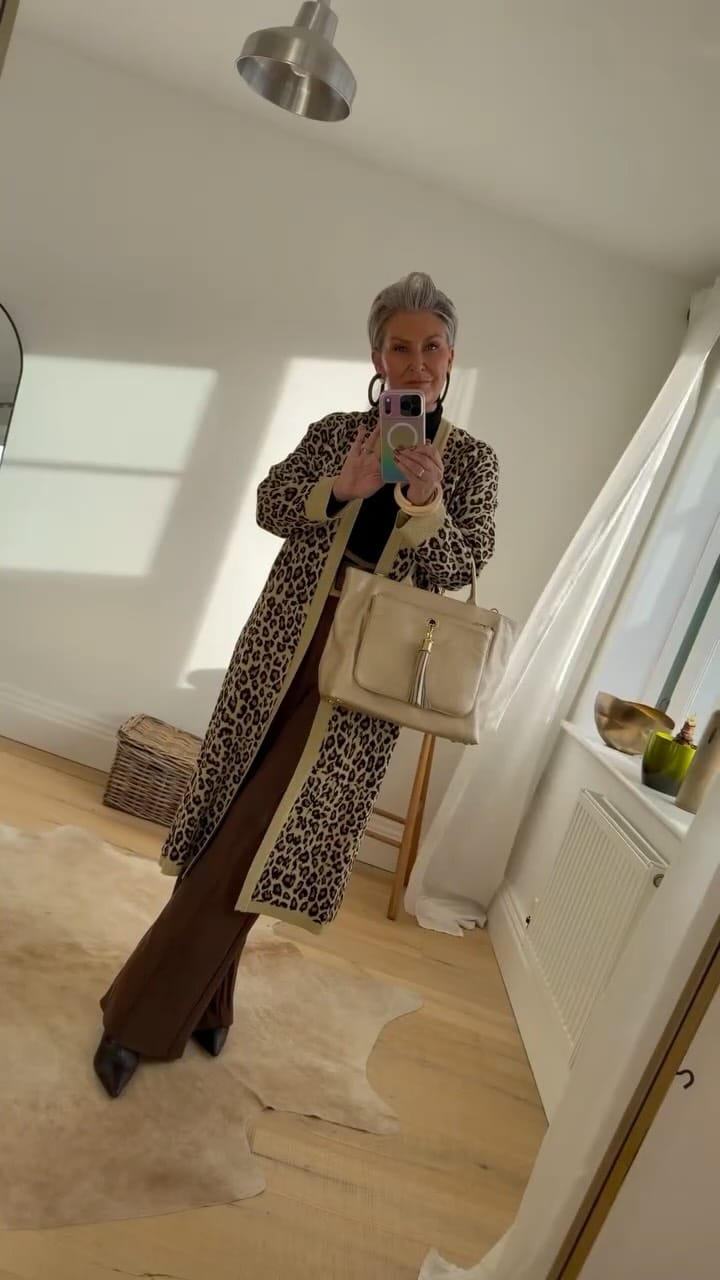 Post 5 by Helen Bunch on Instagram (video)
