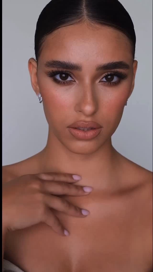 Post 1 by Esra Selçukkaya on Instagram (video)