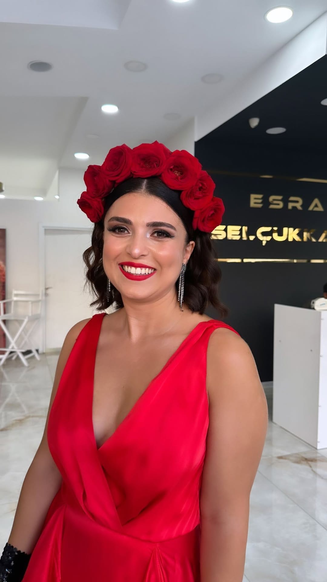 Post 3 by Esra Selçukkaya on Instagram (video)