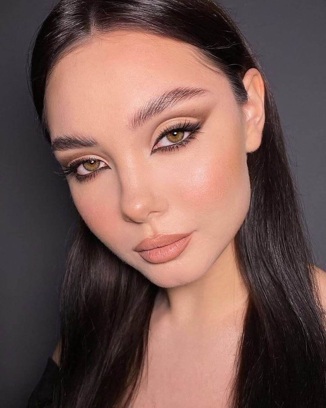 Post 8 by Esra Selçukkaya on Instagram (carousel)