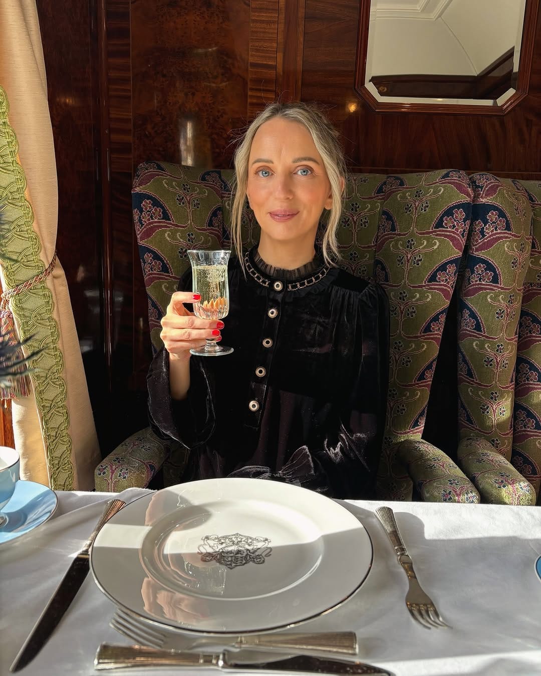 Post 6 by Paula | London Lifestyle Blog on Instagram (image)