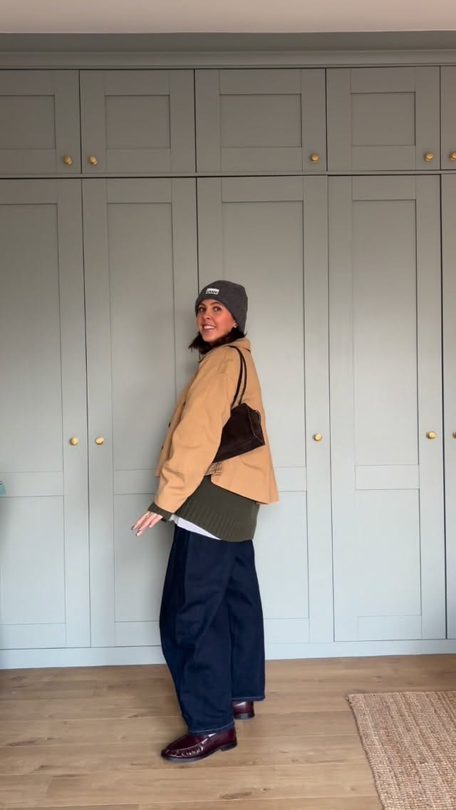 Post 8 by Ella Faulkner on Instagram (video)