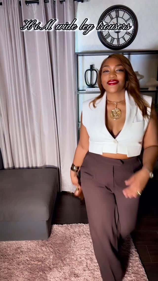 Post 1 by aMINA alLY on Instagram (video)