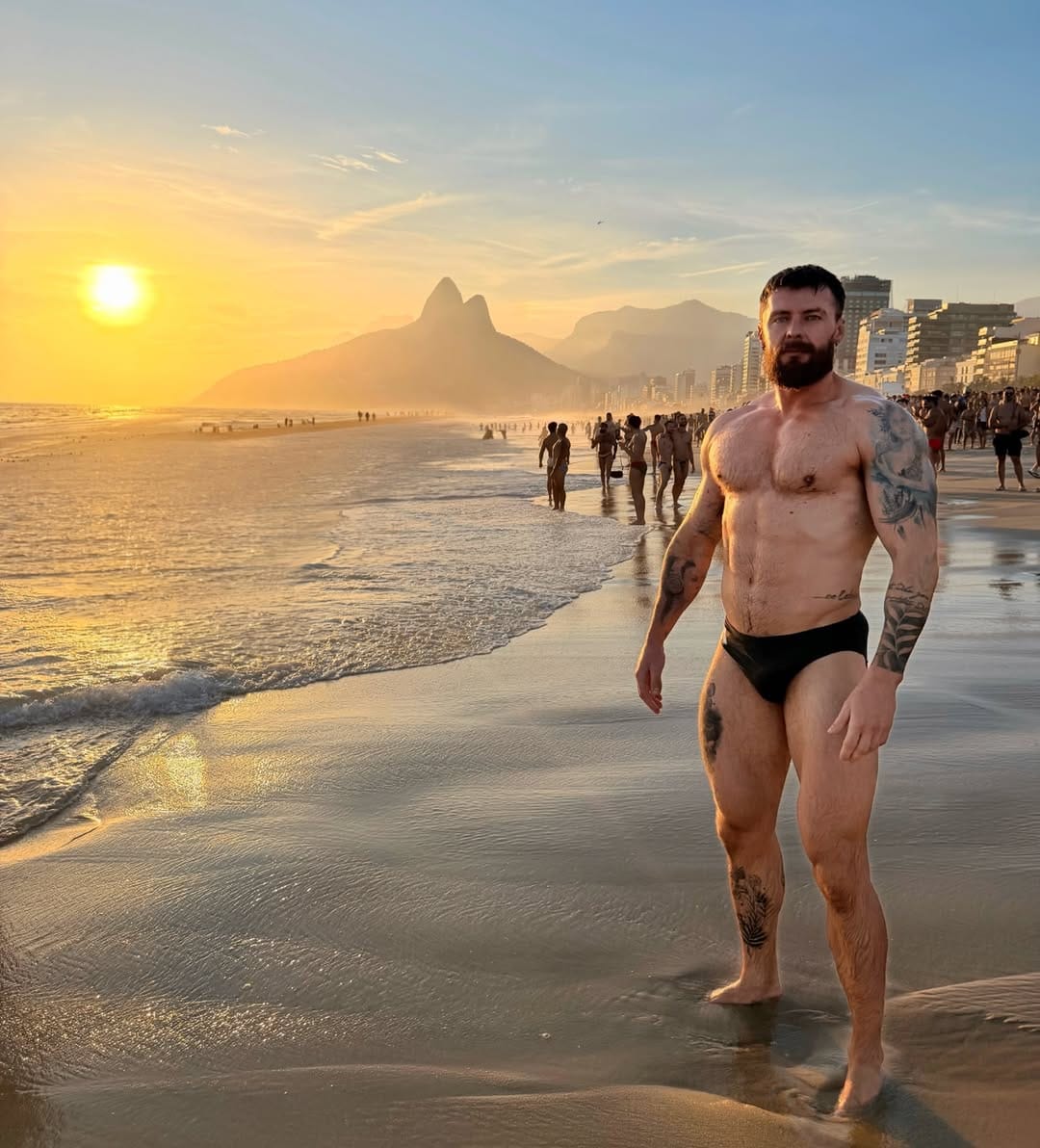 Post 2 by Artur Kosek Barros on Instagram (image)