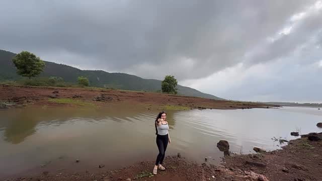Post 2 by Shikha Karkera on Instagram (video)