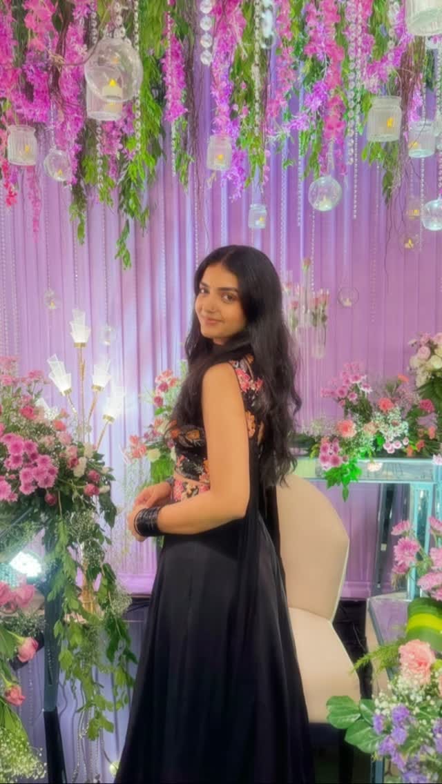 Post 8 by Khushboo Keswani on Instagram (video)