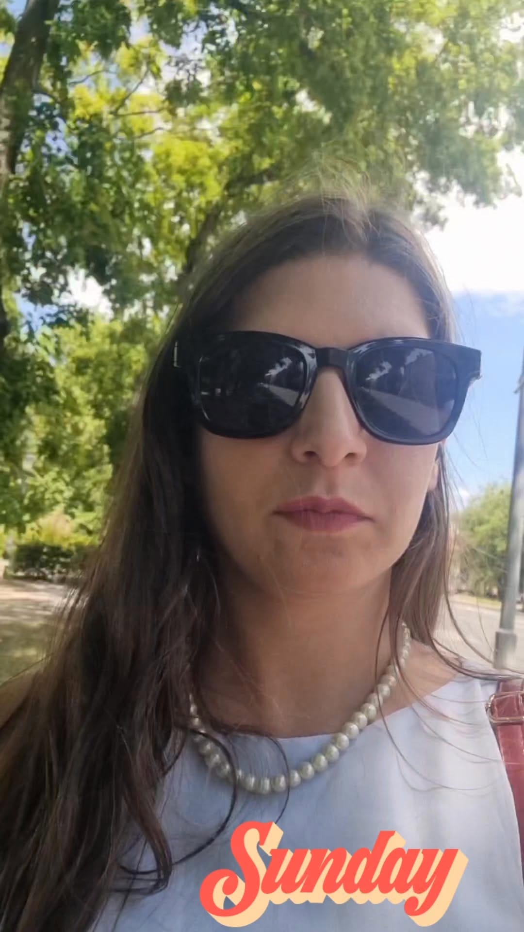 Post 7 by Henrietta Szentes on Instagram (video)