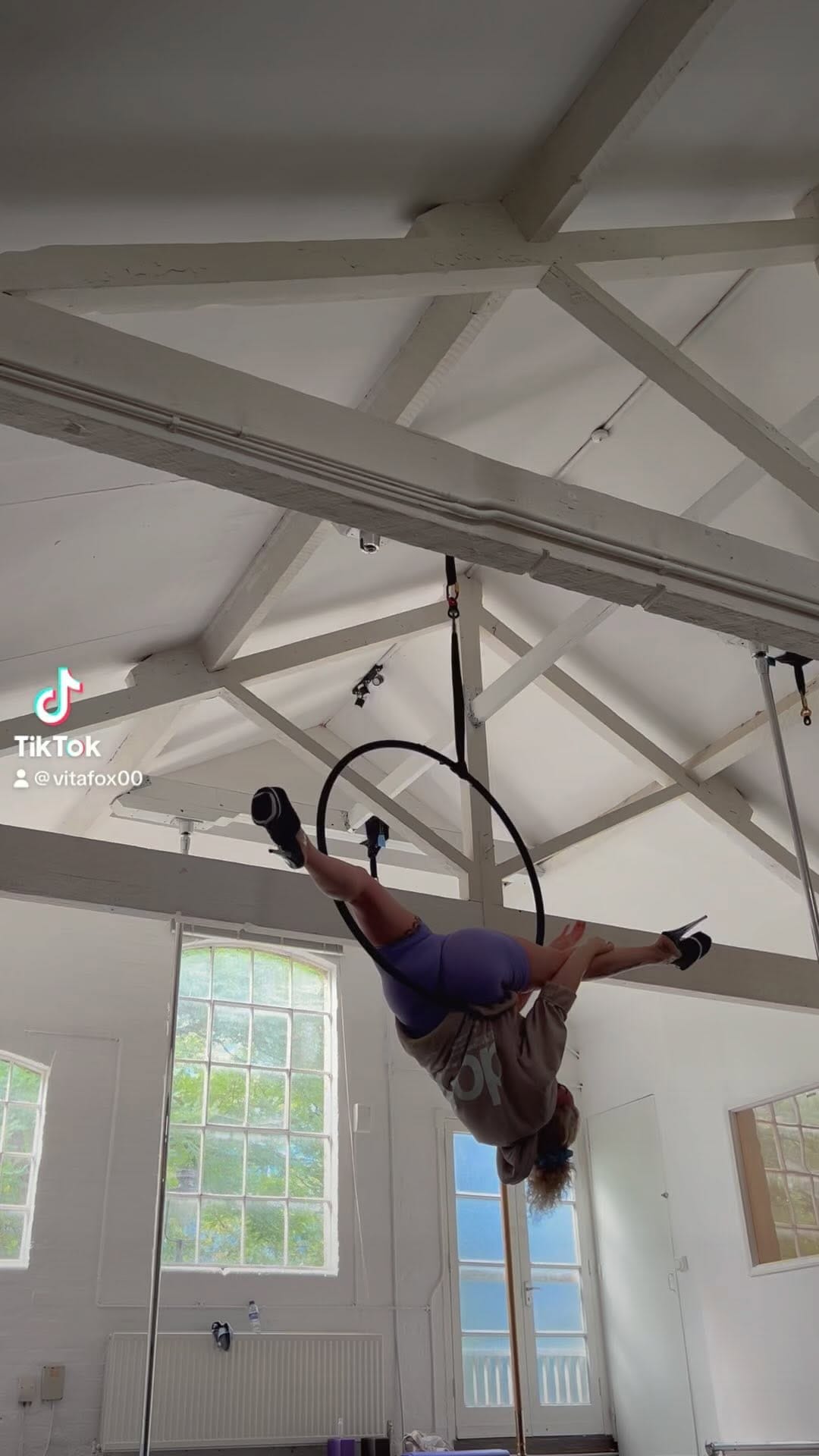 Post 8 by ⚜️Pole Dance & Aerial Fitness⚜️🇺🇦 on Instagram (video)
