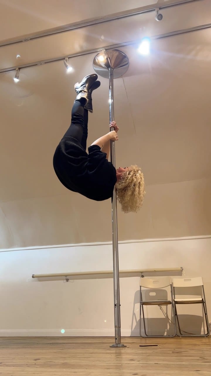 Post 10 by ⚜️Pole Dance & Aerial Fitness⚜️🇺🇦 on Instagram (video)