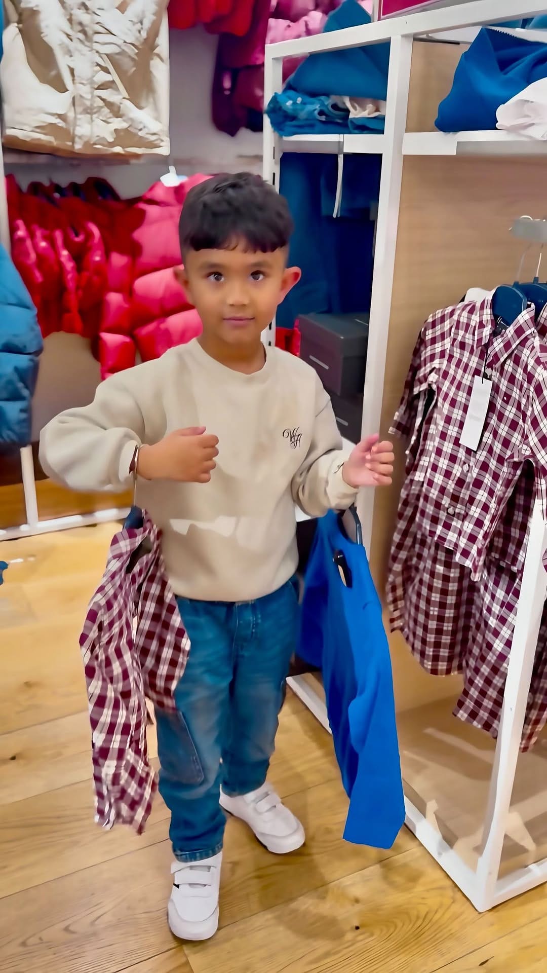 Post 3 by Ayesha Mumu| London Family & Lifestyle Blog on Instagram (video)