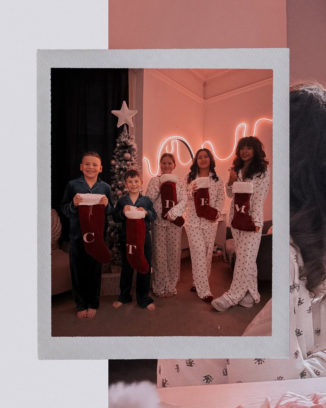 Post 7 by Charlotte Baron | Content Creator on Instagram (carousel)