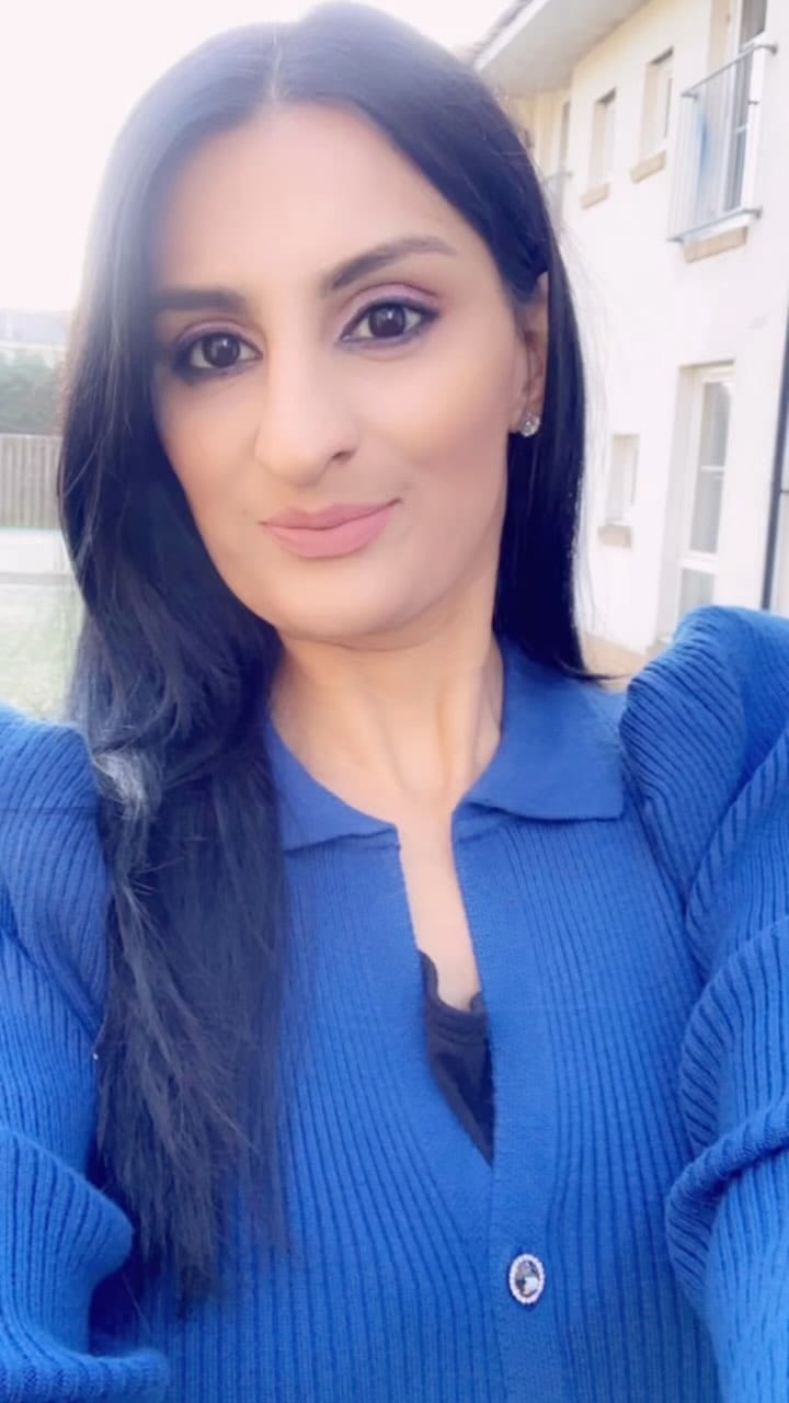 Post 10 by Madiha Naeem on Instagram (video)