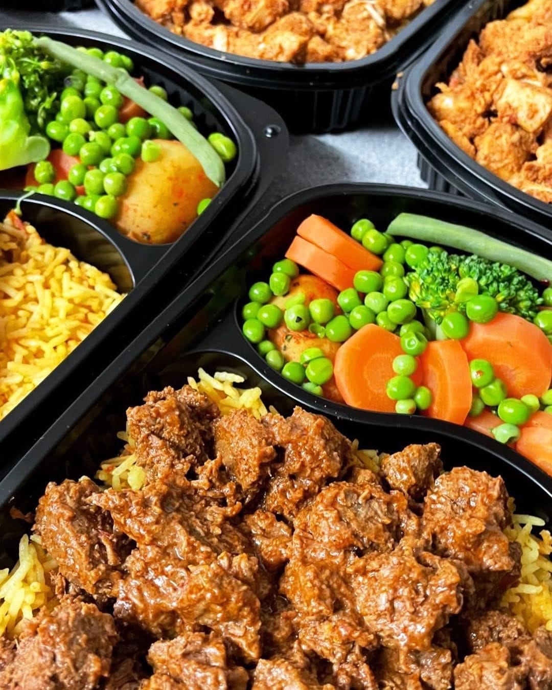 Post 6 by GYM DINS on Instagram (image)