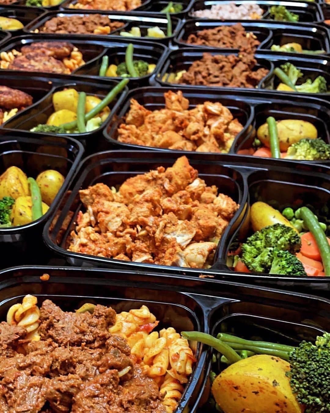 Post 5 by GYM DINS on Instagram (image)