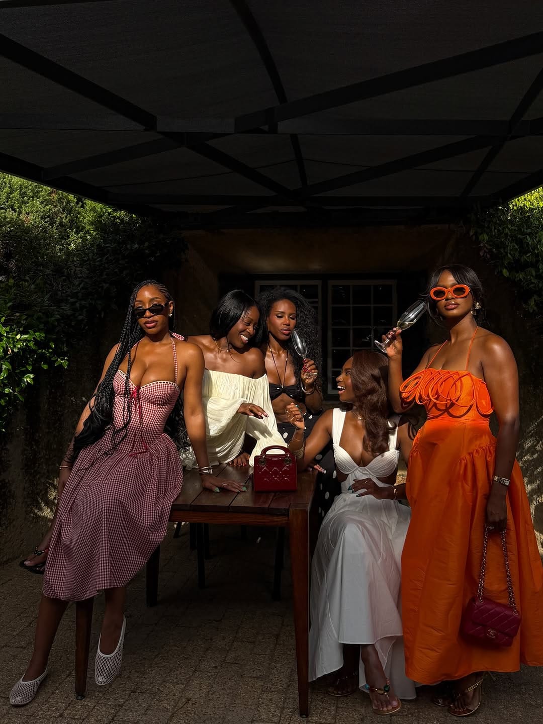 Post 6 by Chinyere Chi-Chi Adogu 🇳🇬👸🏽 on Instagram (carousel)