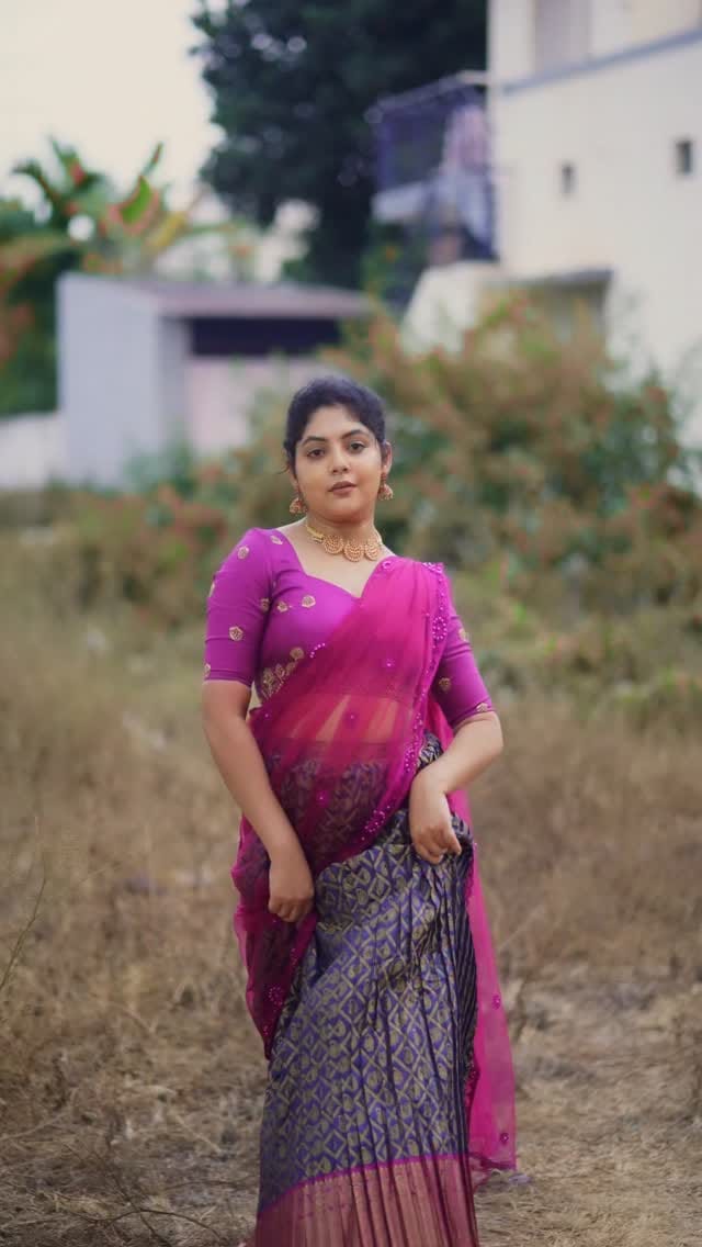Post 4 by Bindu Gowda on Instagram (video)