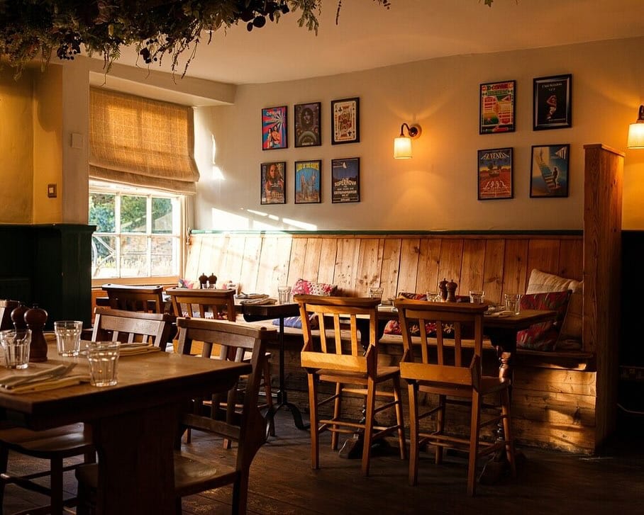Post 9 by The Cotswolds Gentleman on Instagram (carousel)