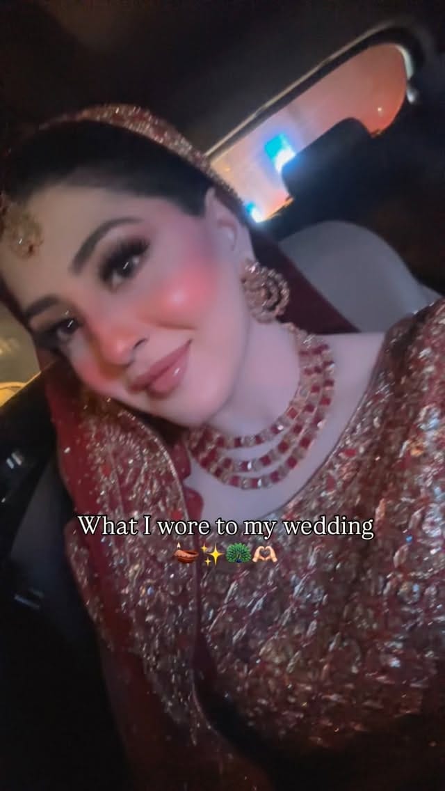 Post 8 by Helena Naeem on Instagram (video)