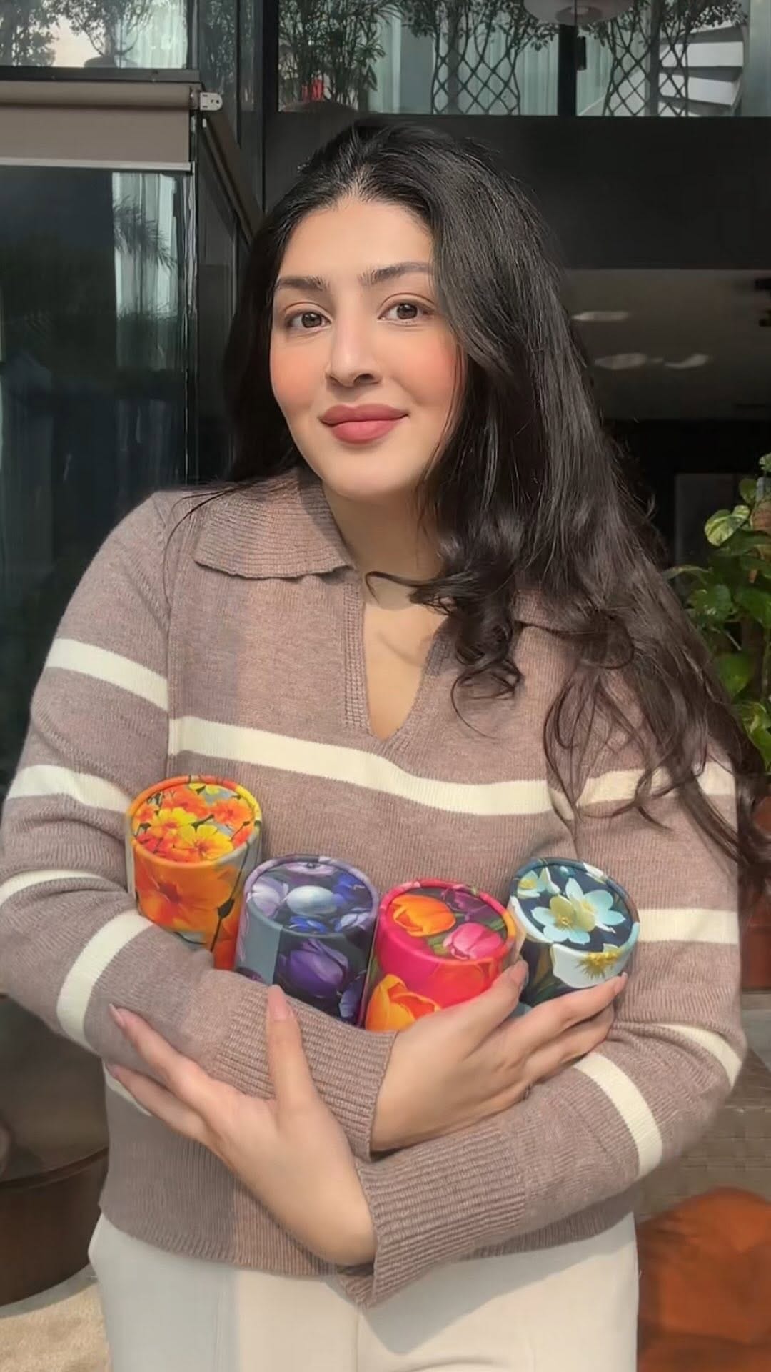 Post 1 by Helena Naeem on Instagram (video)