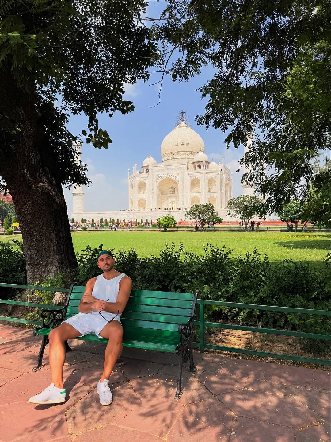 Post 5 by Adrien - أدريان 🇱🇧🇫🇷 on Instagram (carousel)