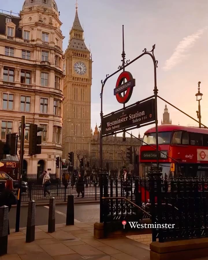 Post 7 by London Travel Tips on Instagram (carousel)