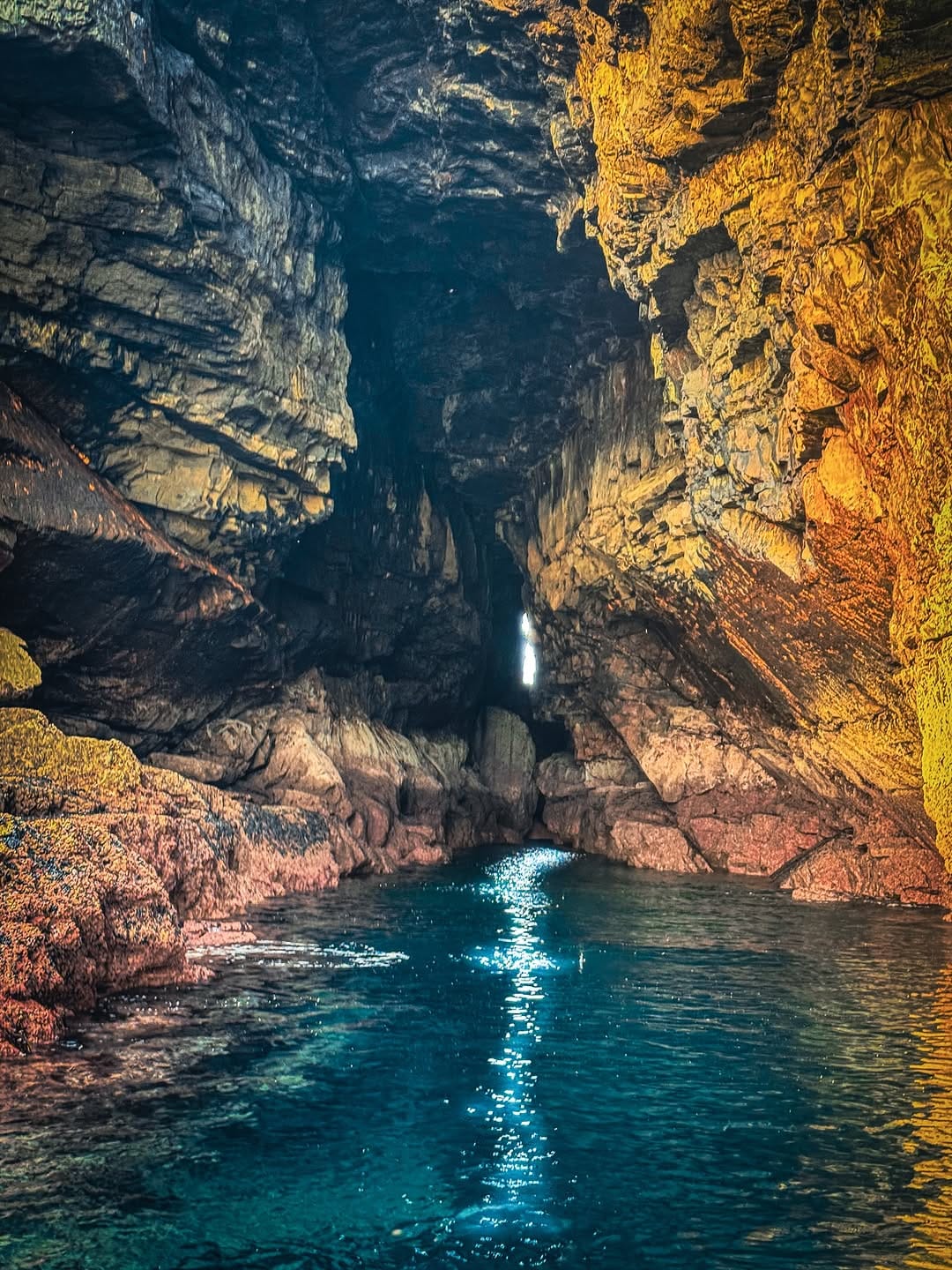 Post 4 by Frank Cosgrove on Instagram (image)