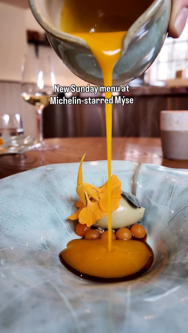 Post 8 by Food Bloggers Sheffield | Ryan and Kat on Instagram (video)